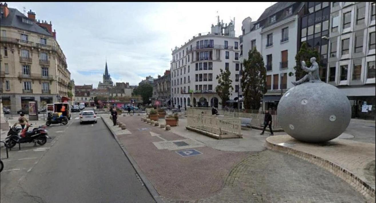 Terrasse Godrans En Plein Coeur De Ville Dijon Zewnętrze zdjęcie